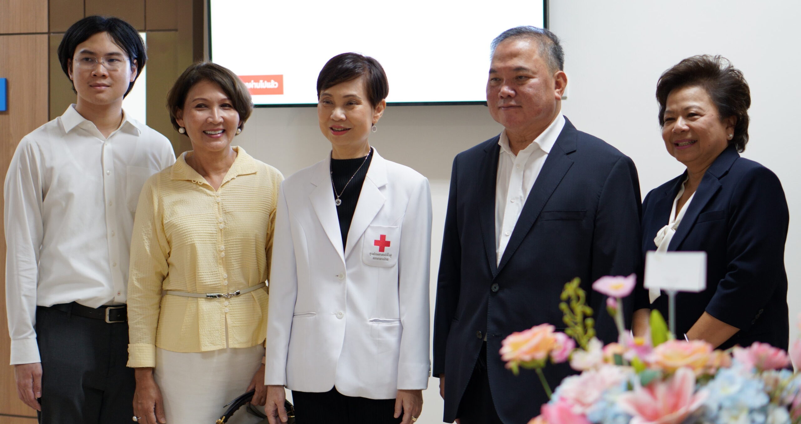 ศูนย์เวชศาสตร์ฟื้นฟู สภากาชาดไทย เปิดบริการงานผู้ป่วยนอก และโครงการ “ปันใจไปด้วยกัน”